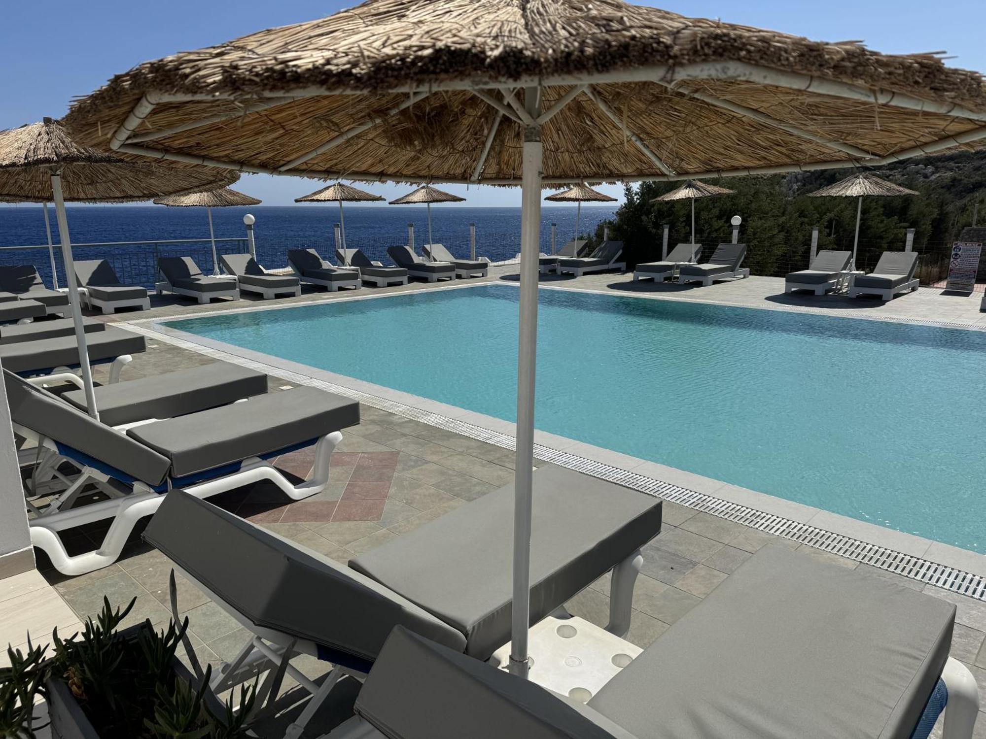 Aparthotel Chc Sound Of The Sea à Karpathos Extérieur photo