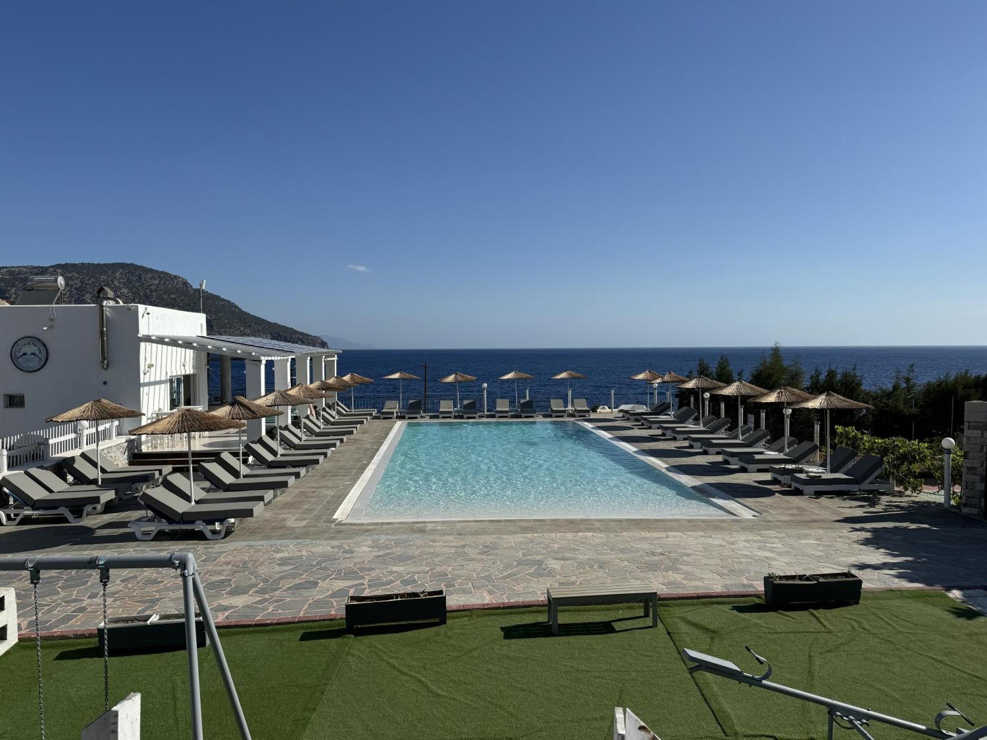 Aparthotel Chc Sound Of The Sea à Karpathos Extérieur photo