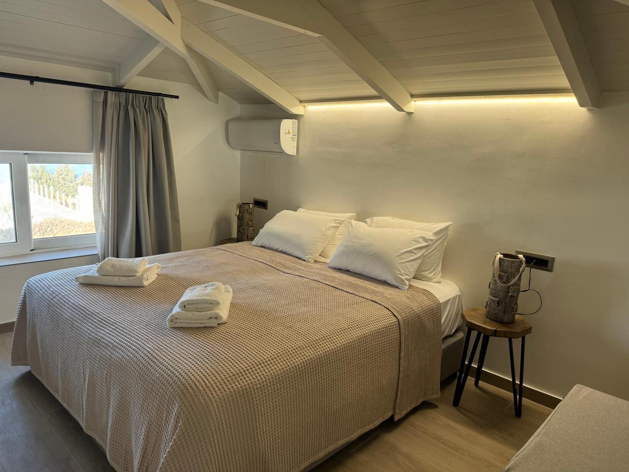 Aparthotel Chc Sound Of The Sea à Karpathos Extérieur photo
